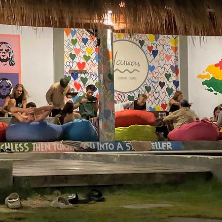 Waiwas Hostel Kuta  Zewnętrze zdjęcie