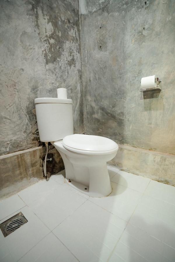 Waiwas Hostel Kuta  Zewnętrze zdjęcie